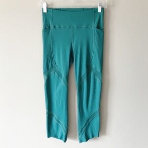 Lululemon On Pace Crop 21” Deep Cove Green Sz 4